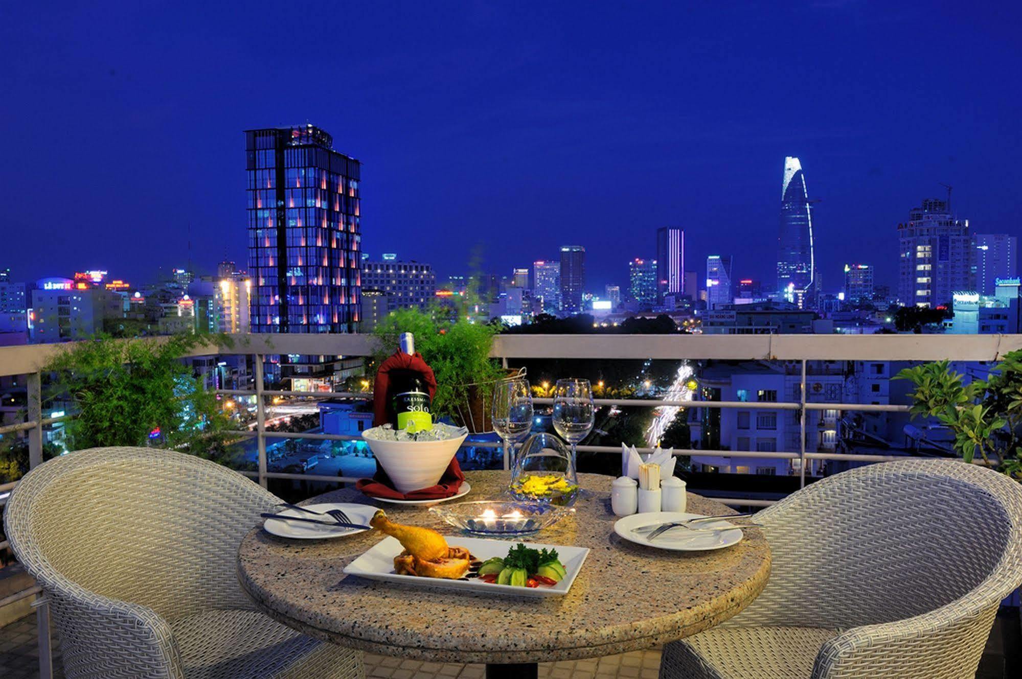 Elios Hotel Cidade de Ho Chi Minh Exterior foto
